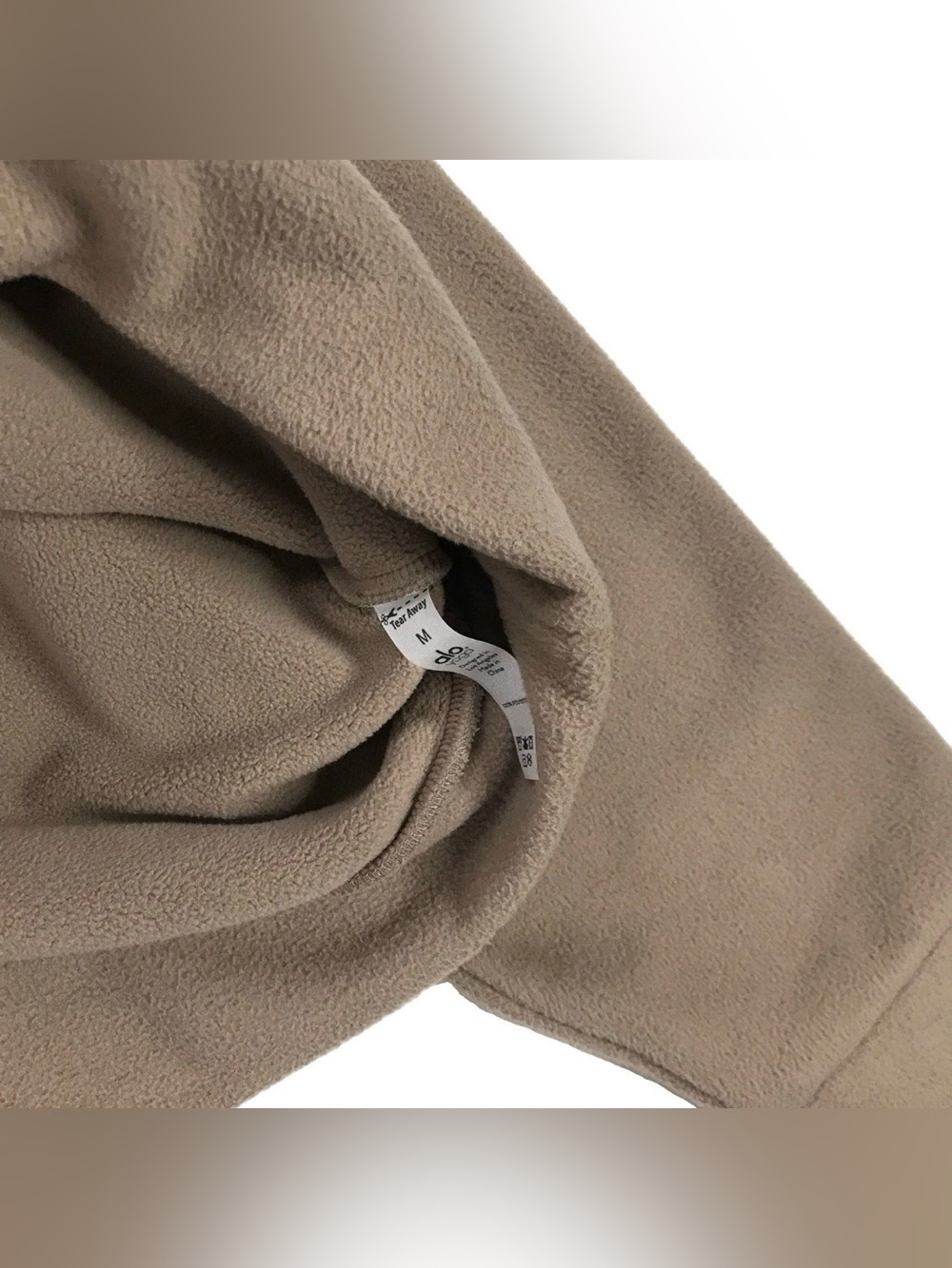 Alo Yoga Brisk Hoodie Medium M Beige Fleece Sherpa Mock Neck Pullover Unisex Gym - Picture 4 of 4